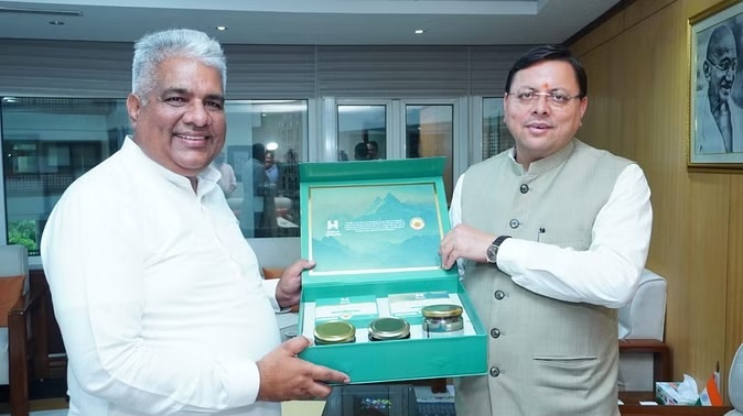 राज-काज: केंद्रीय वन मंत्री से मिले सीएम धामी, जौलीग्रांट एयरपोर्ट के लिए वन भूमि हस्तांतरण का किया अनुरोध