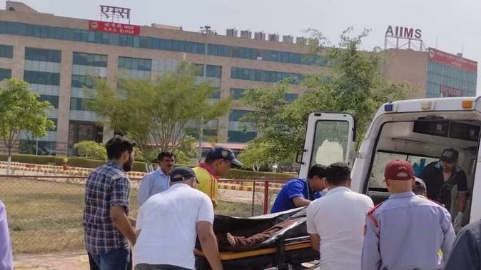 एम्स: रैंतोली सड़क हादसे में घायल एक और शख्स की उपचार के दौरान मौत, मृतकों की संख्या 15 हो गई