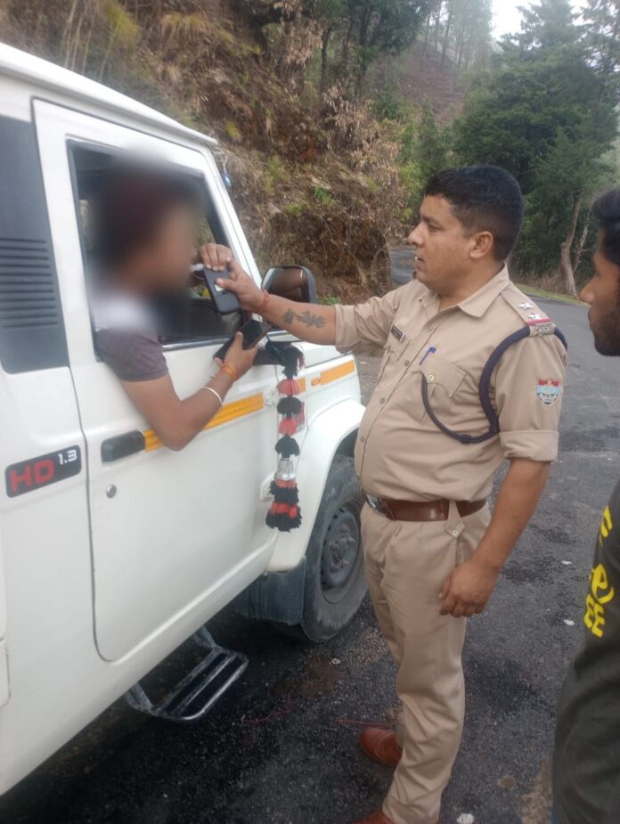 सबक: शराब पीकर वाहन चलाना पड़ा भारी, नौ चालको के वाहन व डी.एल जब्त