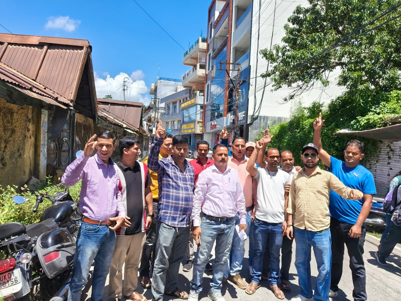आक्रोश: ग्राम सभाओं को नगर पालिका में शामिल करने की चर्चा, विरोध में उतरे पंचायत प्रतिनिधि