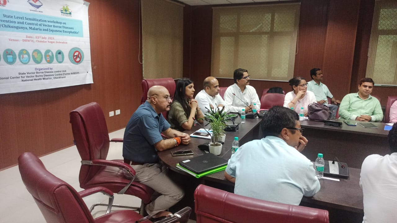 तैयारी: एनएचएम मिशन निदेशक ने डेंगू व मलेरिया की रोकथाम हेतु दिए निर्देश