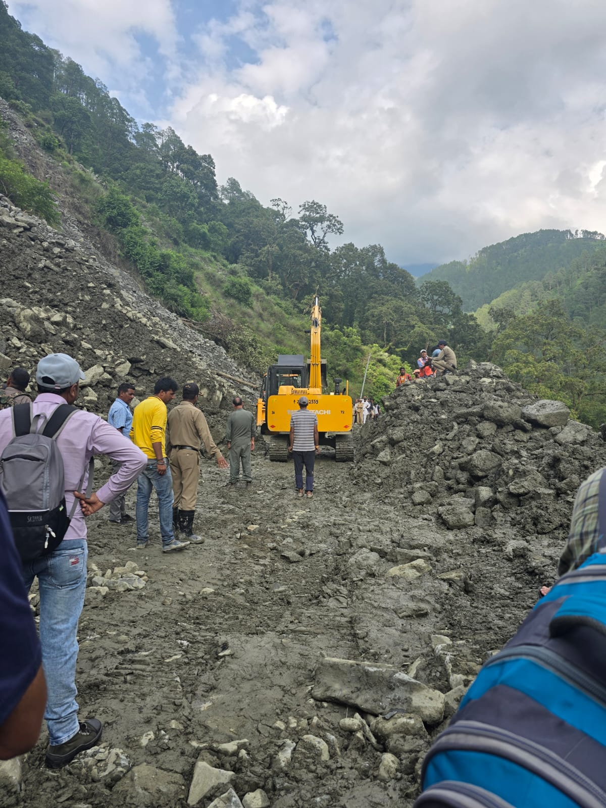 ब्रेकिंग न्यूज: यातायात हेतु खोल दिया गया है गंगोत्री राष्ट्रीय राजमार्ग