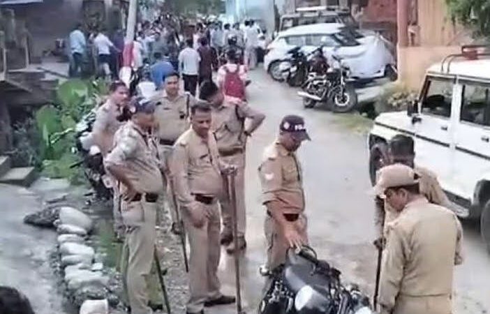 तनातनी: एवीबीपी और एनएसयूआई कार्यकर्ताओं के बीच तीखी झड़प, दोनों ओर से पुलिस को तहरीर