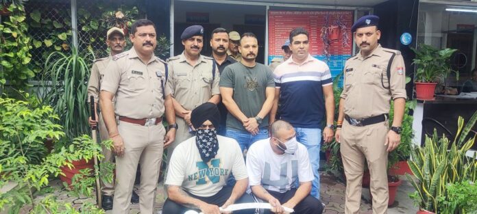 शिकंजा: फ़रार चल रहे दो हिस्ट्रीशीटर गिरफ्तार, तलवारबाजी और मारपीट करने का है आरोप