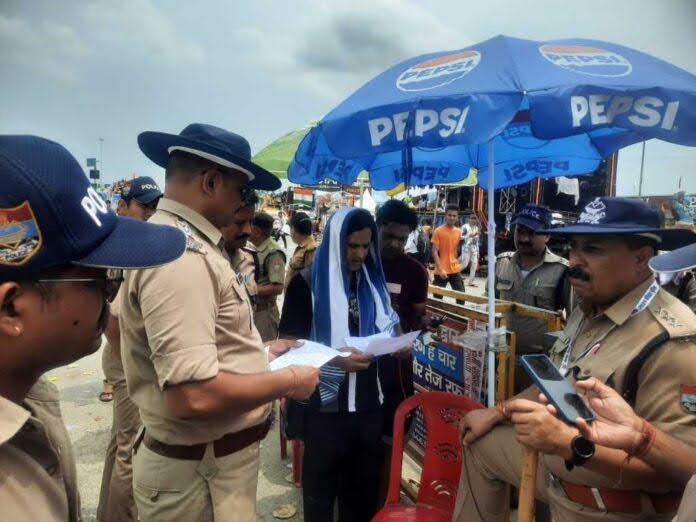 एक्शन: पुलिस ने डीजे संचालक को दिया नोटिस, बिना इजाज़त के कराया टेस्टिंग शो