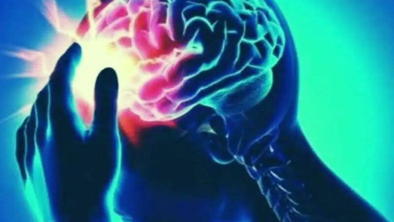 सावधान: बिना किसी लक्षण के हो सकता है साइलेंट ब्रेन स्ट्रोक, जानिए इसके लक्षण और कारण