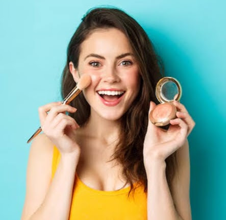 श्रृंगार: फाउंडेशन लगाते वक्त कहीं आप भी तो नहीं करती ये गलतियां, इन बातों का रखें ध्यान