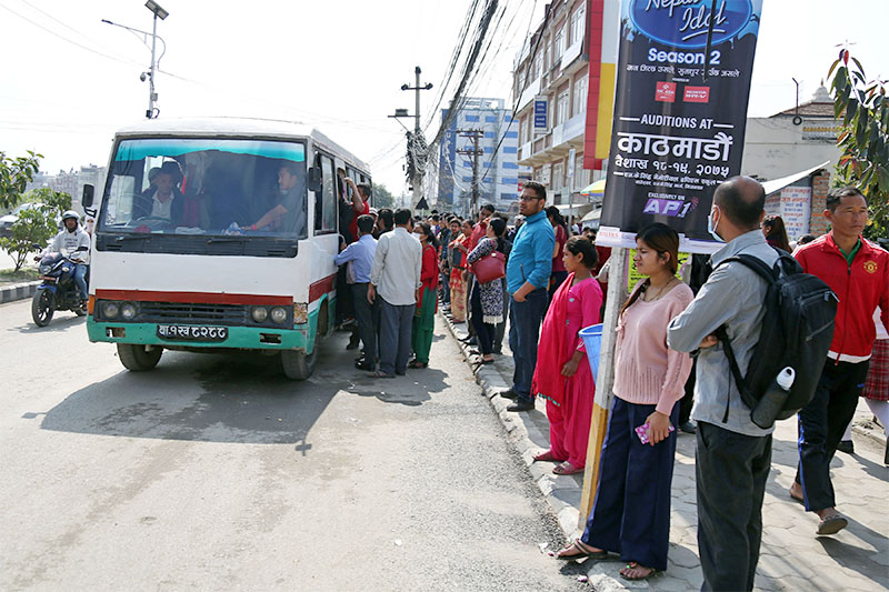 खा़स खबर: भारत के परिवहन निगम को चूना लगा रहीं नेपाल की बसें