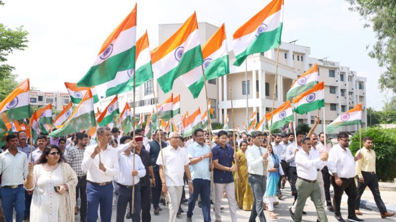टीएमयू: अखंड भारत के संकल्प के साथ निकाली गई तिरंगा यात्रा, देशभक्ति के नारों से गूंजा पूरा कैंपस