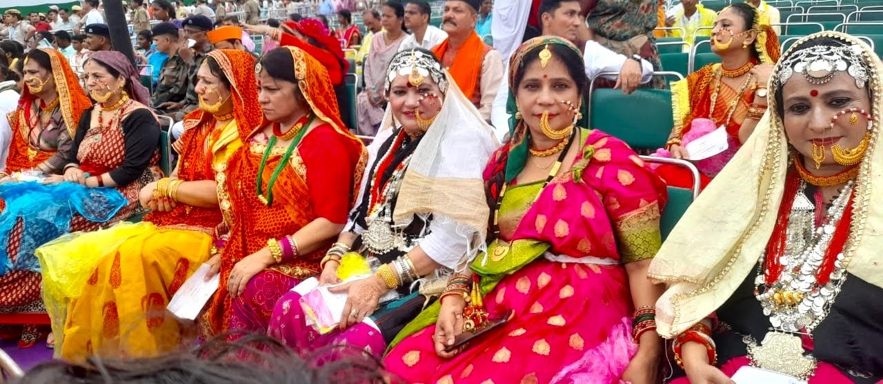स्वतंत्रता दिवस: लाल किला में आयोजित कार्यक्रम में प्रवासी उत्तराखंडी दलों ने बिखेरी सांस्कृतिक छटा