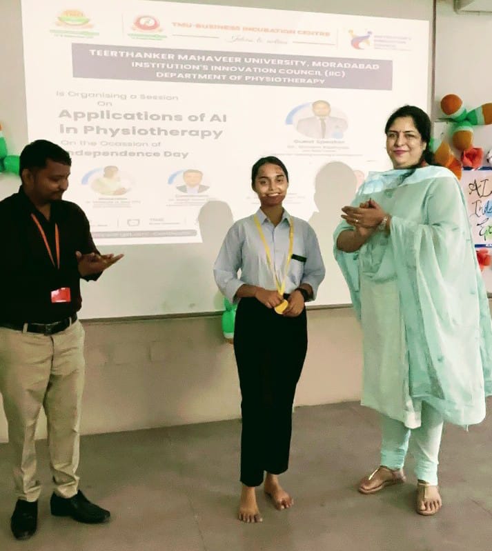 टीएमयू: A.I.फिजियोथैरेपी पर आयोजित प्रतियोगिता में अनिका सिंह रहीं अव्वल