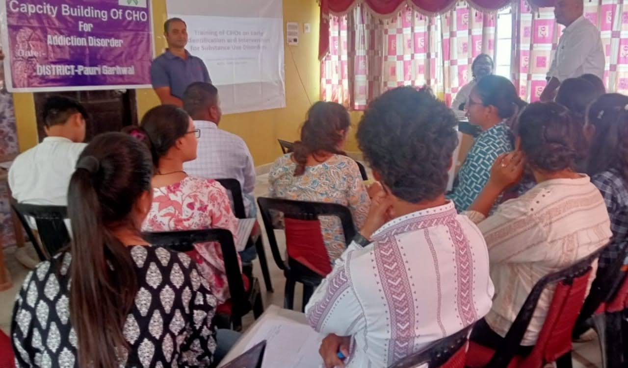 आयोजन: स्वास्थ्य विभाग ने एडिक्शन डिस आर्डर विषय पर दिया गया प्रशिक्षण