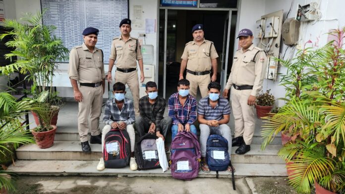 शिकंजा: चोर गिरोह के चार सदस्य दून में गिरफ्तार, कार शोरूमों में की थीं दो अलग-अलग वारदातें