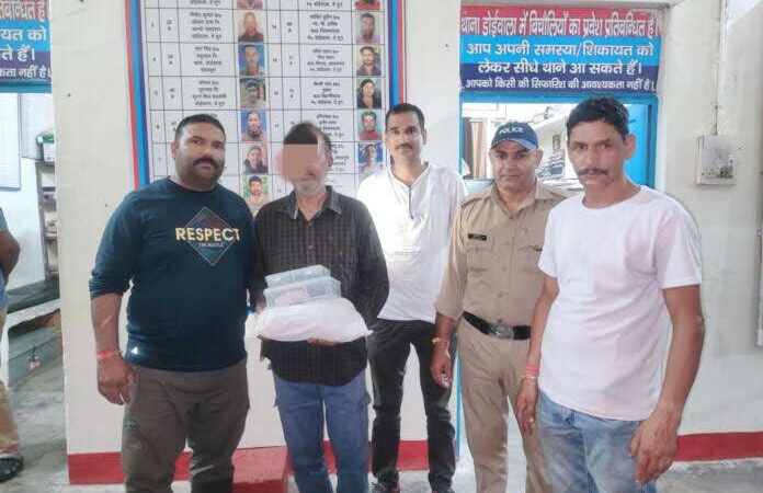शिकंजा: एसटीएफ के हत्थे चढ़ा नशा तस्कर, तलाशी में 263 ग्राम स्मैक बरामद