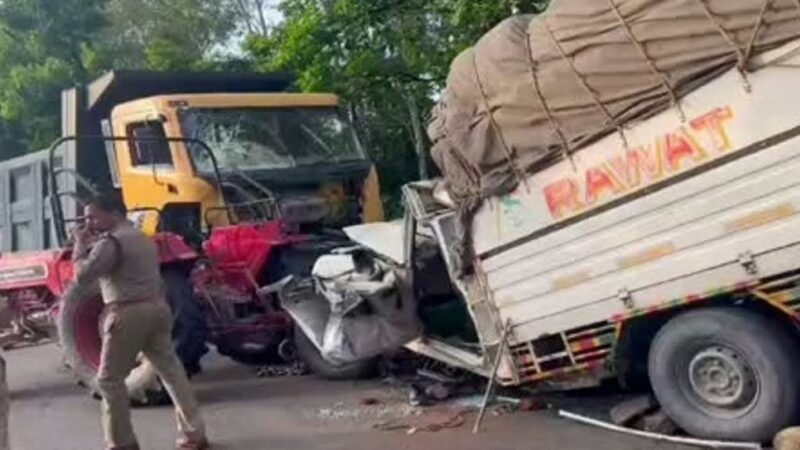 हादसा: डंपर और पिकअप की हो गई आमने-सामने की भिड़ंत, हादसे में एक की मौत