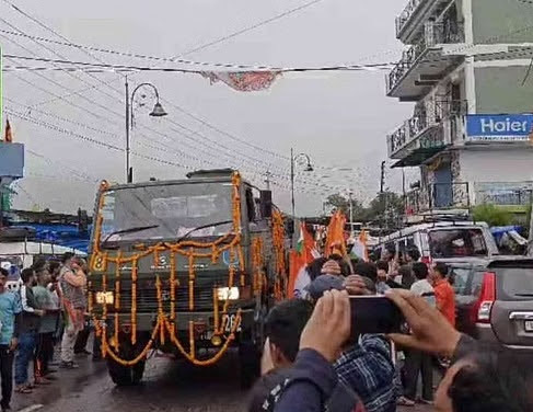 जयहिंद:  बलिदानी बसुदेव सिंह का पार्थिव शरीर  पहुंचा पैतृक घर, पूरे क्षेत्र में शोक की लहर