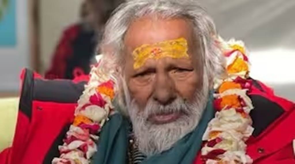 प्रयाण: महायोगी पायलट बाबा के अंतिम दर्शन को पहुंचे संत महात्मा व देश विदेश के श्रद्वालु