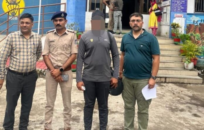 शिकंजा: 43 लाख की ठगी करने वाला गुजरात से गिरफ्तार, निवेश में मुनाफे का दिया था लालच 