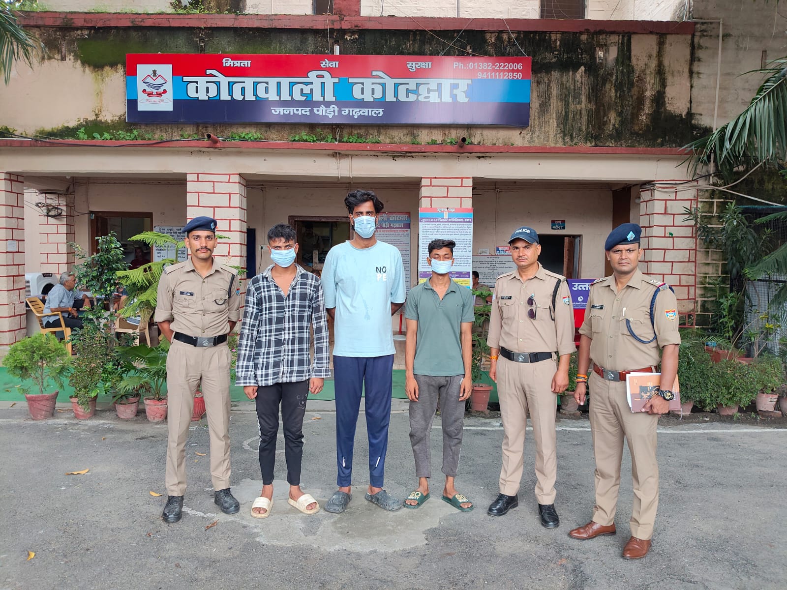शिकंजा: अंतर्राज्यीय गैंग के तीन शातिर साइबर ठगों को बिहार से दबोच लाई कोटद्वार पुलिस