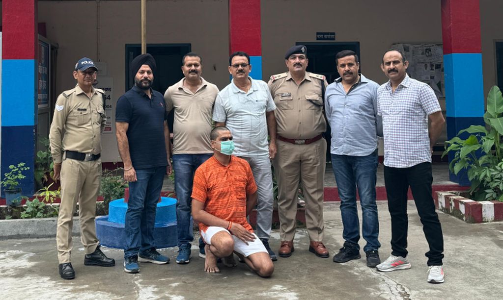 कामयाबी: एसटीएफ के हत्थे चढ़ा दो लाख का ईनामी कुख्यात बदमाश