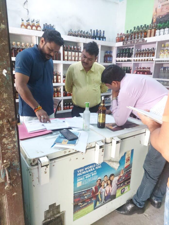 बड़ी खबर: सीएम धामी के निर्देश पर प्रदेशभर में सौ से अधिक शराब की दुकानों पर छापेमारी