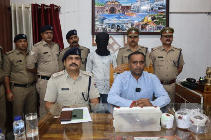 शिकंजा: बहन की हत्या का आरोपी भाई गिरफ्तार, लव मैरिज करने से नाराज़ होकर मार दी थी गोली