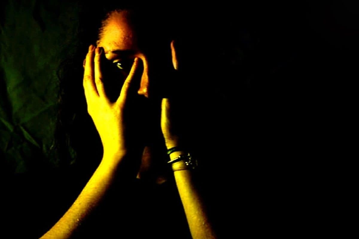 भूत भगाने के नाम पर युवती से दुष्कर्म,कोर्ट के आदेश पर आरोपी तांत्रित के खिलाफ मामला दर्ज