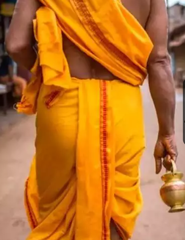 दुस्साहस: साधु बनकर मंदिर में शरण लिए मिला मुस्लिम शख्स, आधार कार्ड से खुली पोल