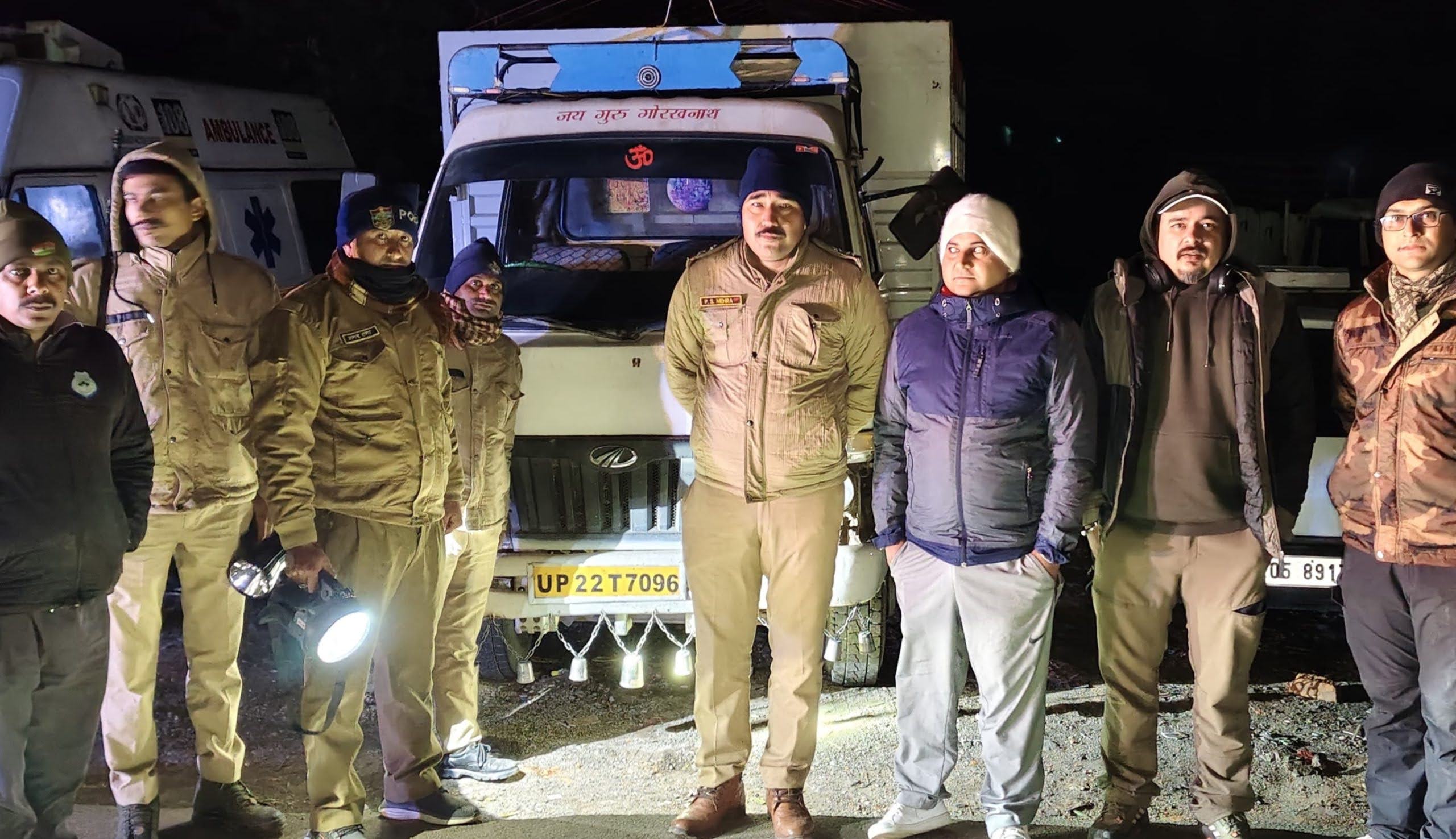 कामयाबी: वन विभाग की टीम ने अवैध लीसे के 152 टिन से भरा वाहन किया जब्त, तस्कर फरार