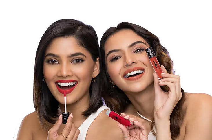 श्रृंगार: शादी-पार्टी के लिए स्किन टोन के हिसाब से ऐसे करें परफेक्ट लिपस्टिक शेड का चुनाव