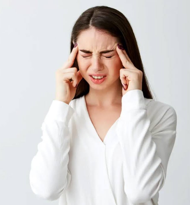 हैल्थ टिप्स: सर्दी में तेज सिरदर्द क्यों होता है? एक्सपर्ट से जानिए तुरंत राहत पाने का तरीका