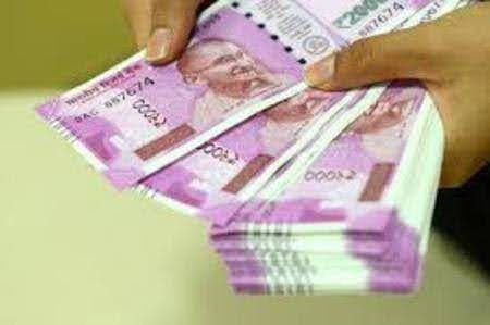 धोखेबाज़: ग्राहकों के 18 लाख रुपये लेकर फाइनेंस कंपनी का कर्मचारी फ़रार, तलाश में जुटी पुलिस
