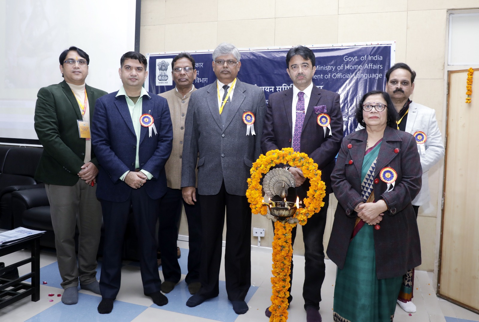 एम्स: केंद्र व राज्य सरकार के सभी प्रतिष्ठानों से हिंदी भाषा को बढ़ावा देने का आह्वान