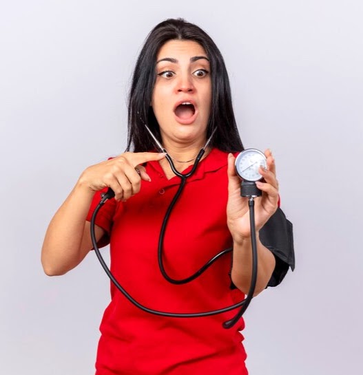 हैल्थ अलर्ट: हाई ब्लड प्रेशर के मरीजों के लिए बेहद खतरनाक हैं ये चीजें, भूलकर भी न करें सेवन