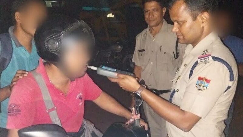 अभियान: पुलिस ने आठ वाहन सीज करते हुए डीएल भी किए निरस्त, शराब पीकर चला रहे थे गाड़ी