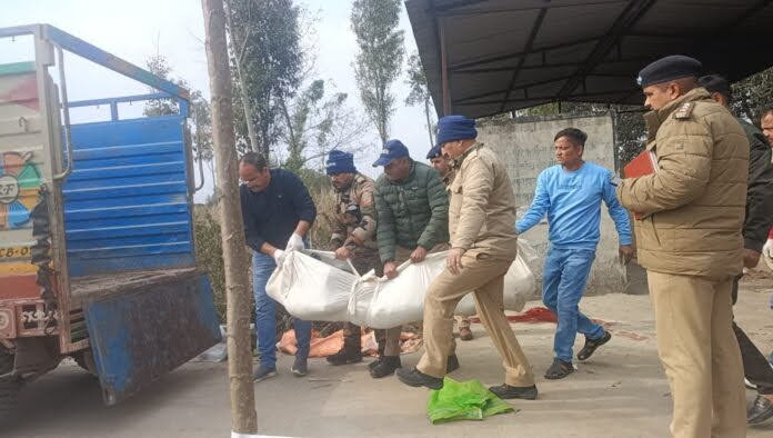 सनसनी: चाकू से गोदकर युवक की हत्या, कुछ दिन पूर्व ही जेल से जमानत पर बाहर आया था मृतक