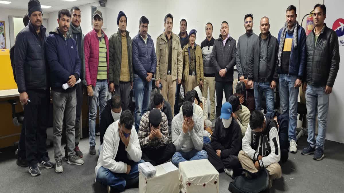 कामयाबी: पुलिस और STF ने किया अवैध कॉल सेंटर का भंडाफोड़, विदेशियों से होती थी ठगी