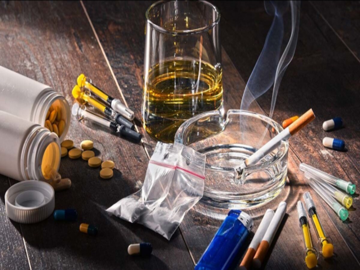 चिंताजनक: भारत के युवा खून में लगातार घुलता जा रहा है नशा