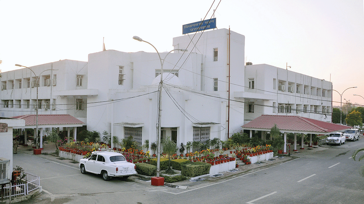 स्मरण: मुख्यमंत्री धामी ने सदन में पूर्व प्रधानमंत्री डॉ मनमोहन सिंह व पूर्व विधायक को दी श्रद्धांजलि