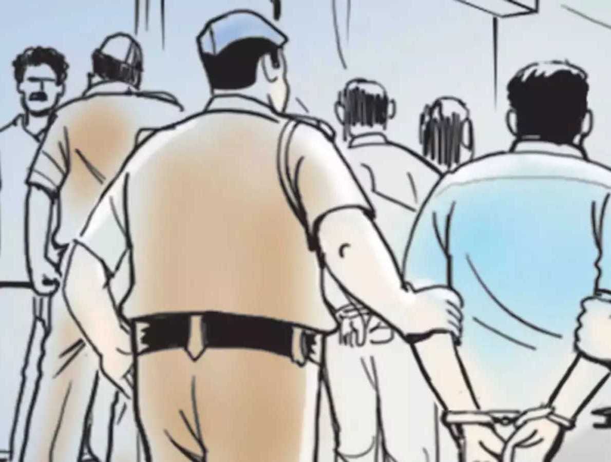 कामयाबी: नशा तस्करी में लिप्त चार लोग गिरफ्तार, दो आरोपी फरार, 24 किलो गांजा बरामद