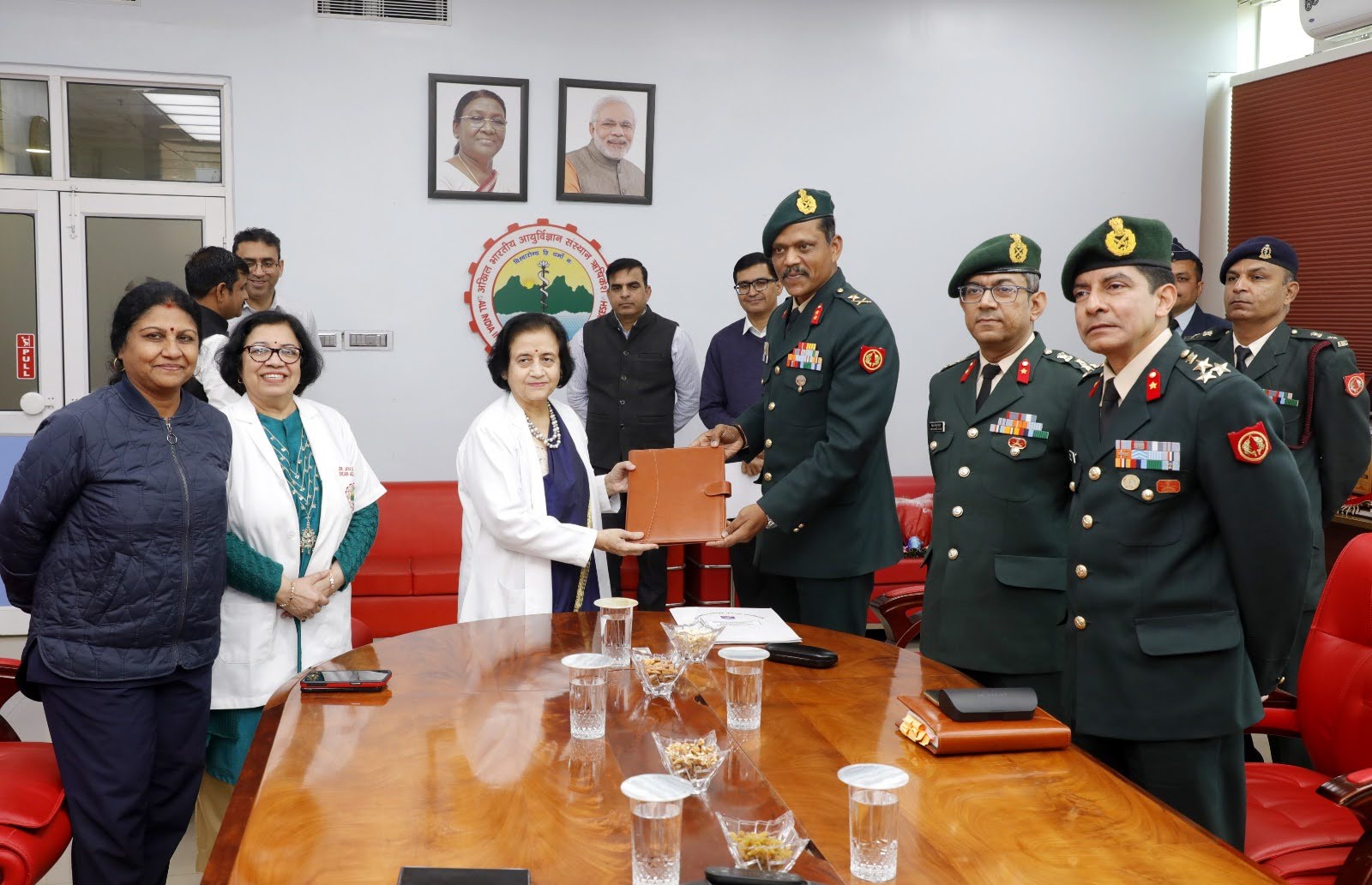 एम्स: सेवानिवृत्त सेना कर्मचारियों को ईसीएचएस के तहत मिलेंगी सुपरस्पेशलिटी स्वास्थ्य सुविधाएं