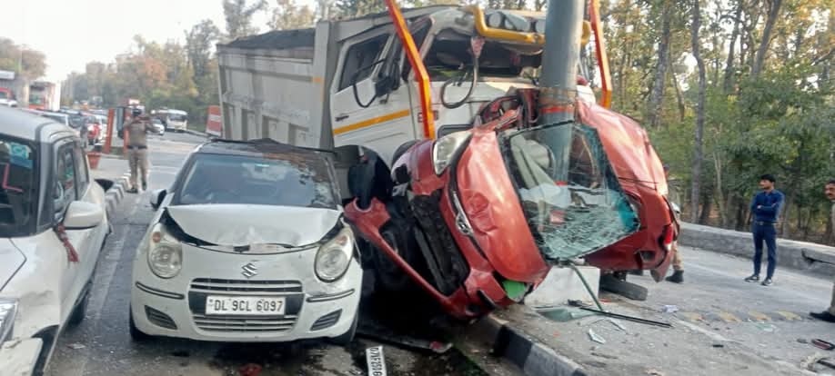 प्रतिक्रिया: डोईवाला टोल प्लाजा पर हुई दुर्घटना, सड़क सुरक्षा पर गंभीर सवाल है..