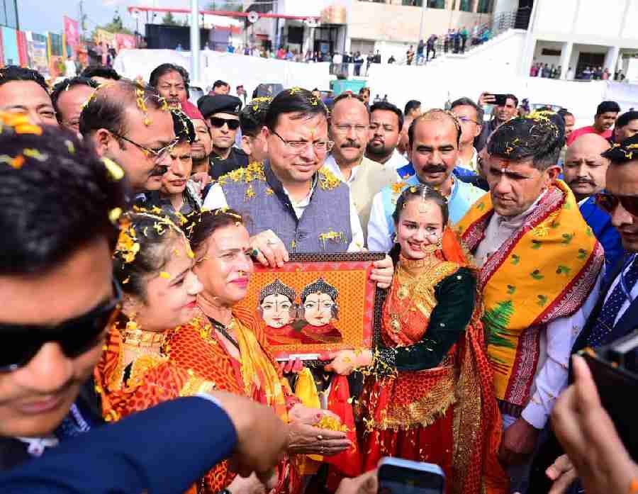 राज-काज: मुख्यमंत्री धामी ने सरकार के तीन वर्ष पूर्ण होने पर आयोजित चिकित्सा एवं बहुउद्देशीय शिविर में किया प्रतिभाग