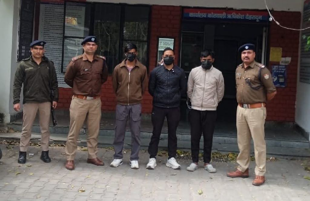 शिकंजा: मारपीट और धार्मिक भावनाओं को भड़काने के प्रयास में पार्षद व उसके दो साथी गिरफ्तार