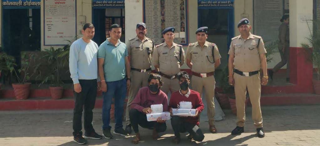 शिकंजा: पुलिस ने किया मकान में चोरी का खुलासा, चोरी के लाखों के माल सहित दो आरोपी गिरफ्तार