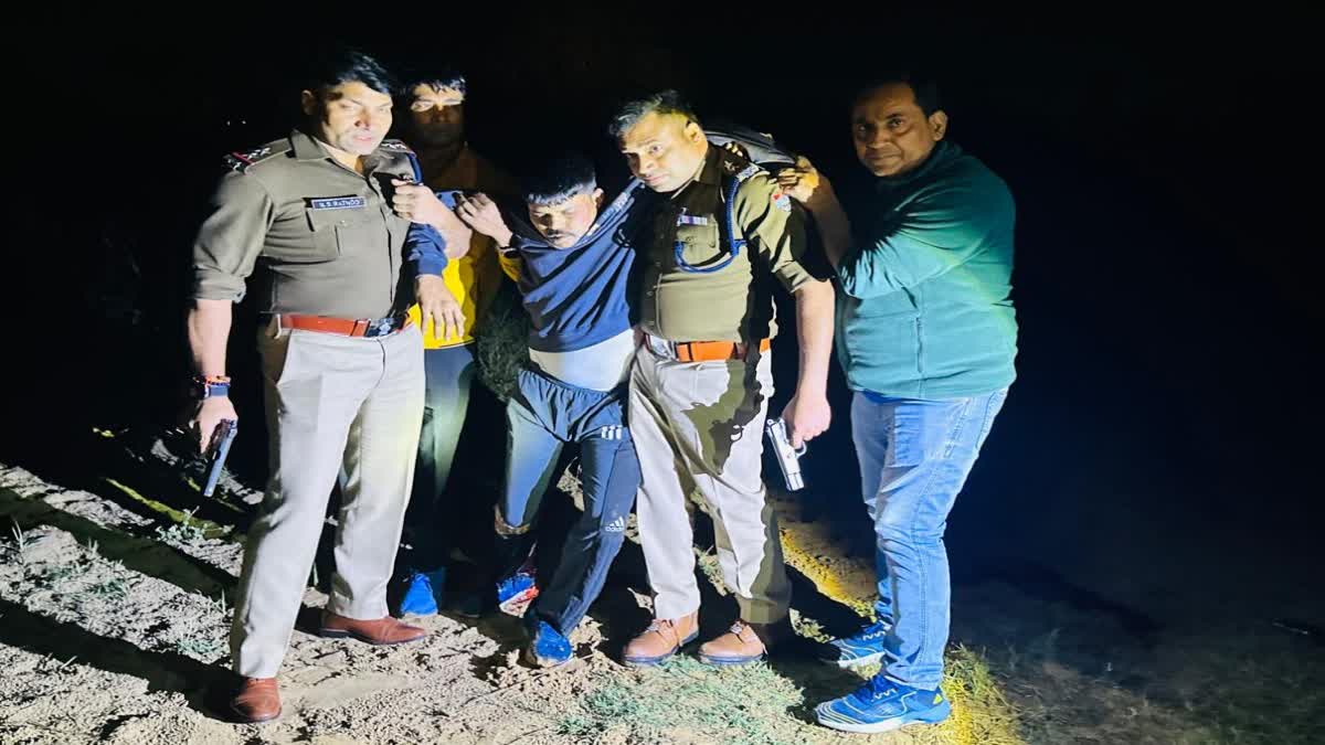 कामयाबी: मुठभेड़ के बाद दबोचे गए जाली नोट गिरोह के दो सदस्य, एक बदमाश घायल