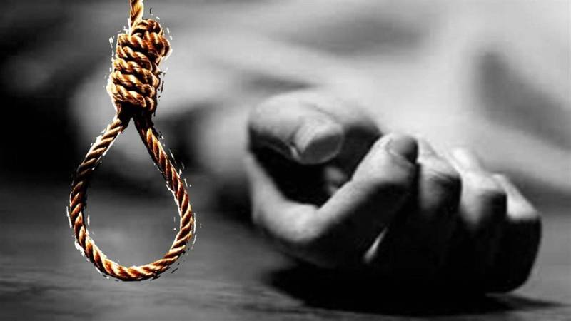 संदेहास्पद: दसवीं के छात्र को आई एक फोन कॉल, छात्र ने फांसी लगाकर दे दी जान