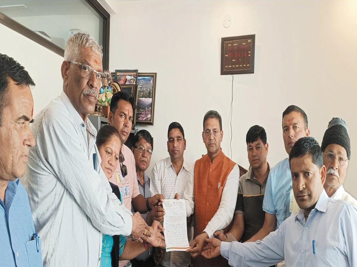 आपत्ति: निर्माणाधीन अस्पताल की शिफ्टिंग को लेकर भाजपा के पूर्व और वर्तमान विधायक आमने-सामने