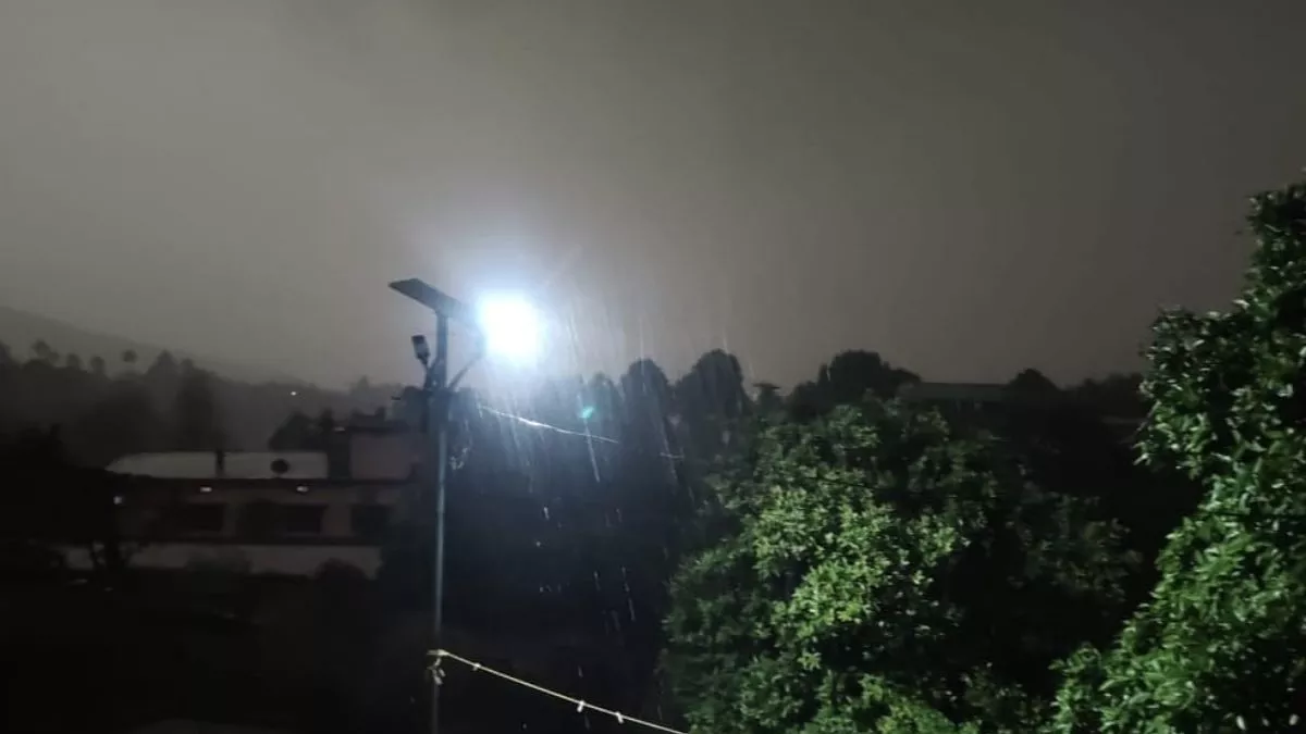 बारिश और ओलावृष्टि ने पहाड़ी क्षेत्रों में जमकर मचाई तबाही