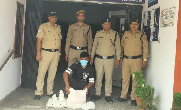 मंदिर में चोरी का खुलासा, दो गिरफ्तार